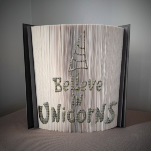 believe in unicorns book folding pattern preview - Cut & Fold