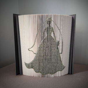 bride book folding pattern preview - Cut & Fold