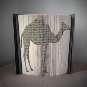 camel book folding pattern preview - Cut & Fold