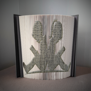 children reading book folding pattern preview - Cut & Fold