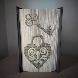 heart lock book folding pattern preview - Cut & Fold