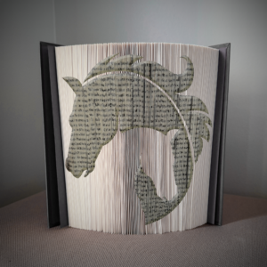 horses book folding pattern preview - Cut & Fold