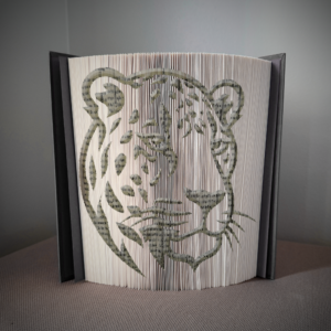 leopard book folding pattern preview - Cut & Fold