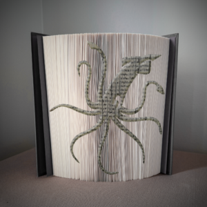 squid book folding pattern preview - Cut & Fold