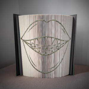 teeth braces book folding pattern preview - Cut & Fold