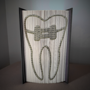 tooth braces book folding pattern preview - Cut & Fold