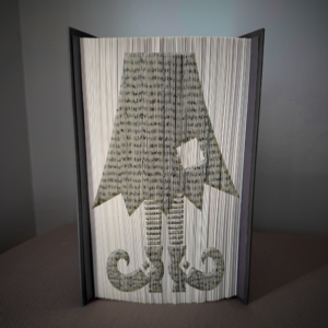 witch feet book folding pattern preview - Cut & Fold