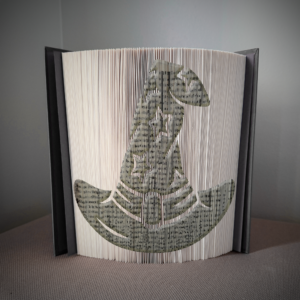 witch hat book folding pattern preview - Cut & Fold