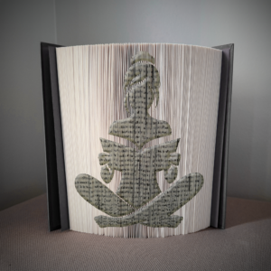 woman reading book folding pattern preview - Cut & Fold
